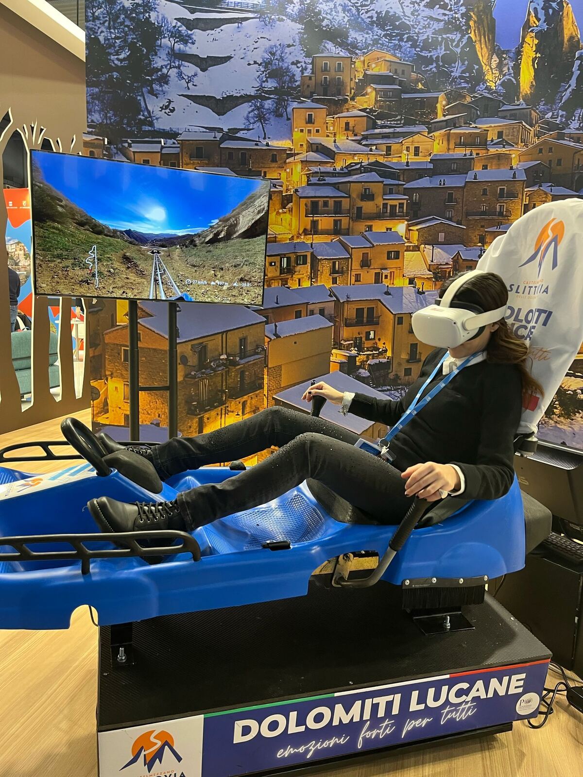 Simulatore della Slittovia delle Dolomiti Lucane presentato alla BIT di Milano, febbraio 2025.